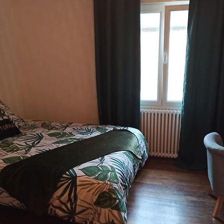 Petite Maison De Bourg Proche A84 Ducey-Les Cheris Zewnętrze zdjęcie