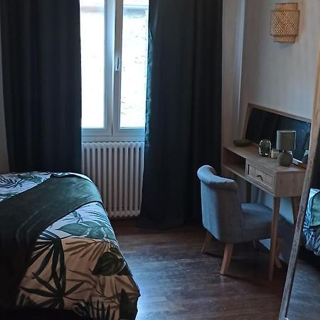 Petite Maison De Bourg Proche A84 Ducey-Les Cheris Zewnętrze zdjęcie