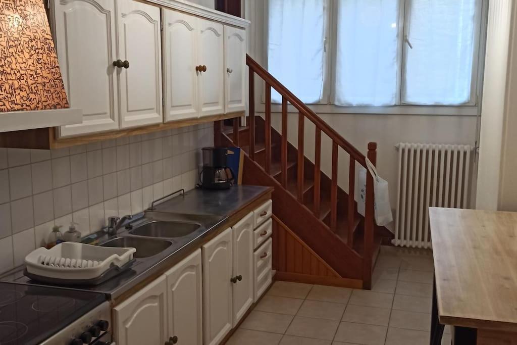 Petite Maison De Bourg Proche A84 Ducey-Les Cheris Zewnętrze zdjęcie